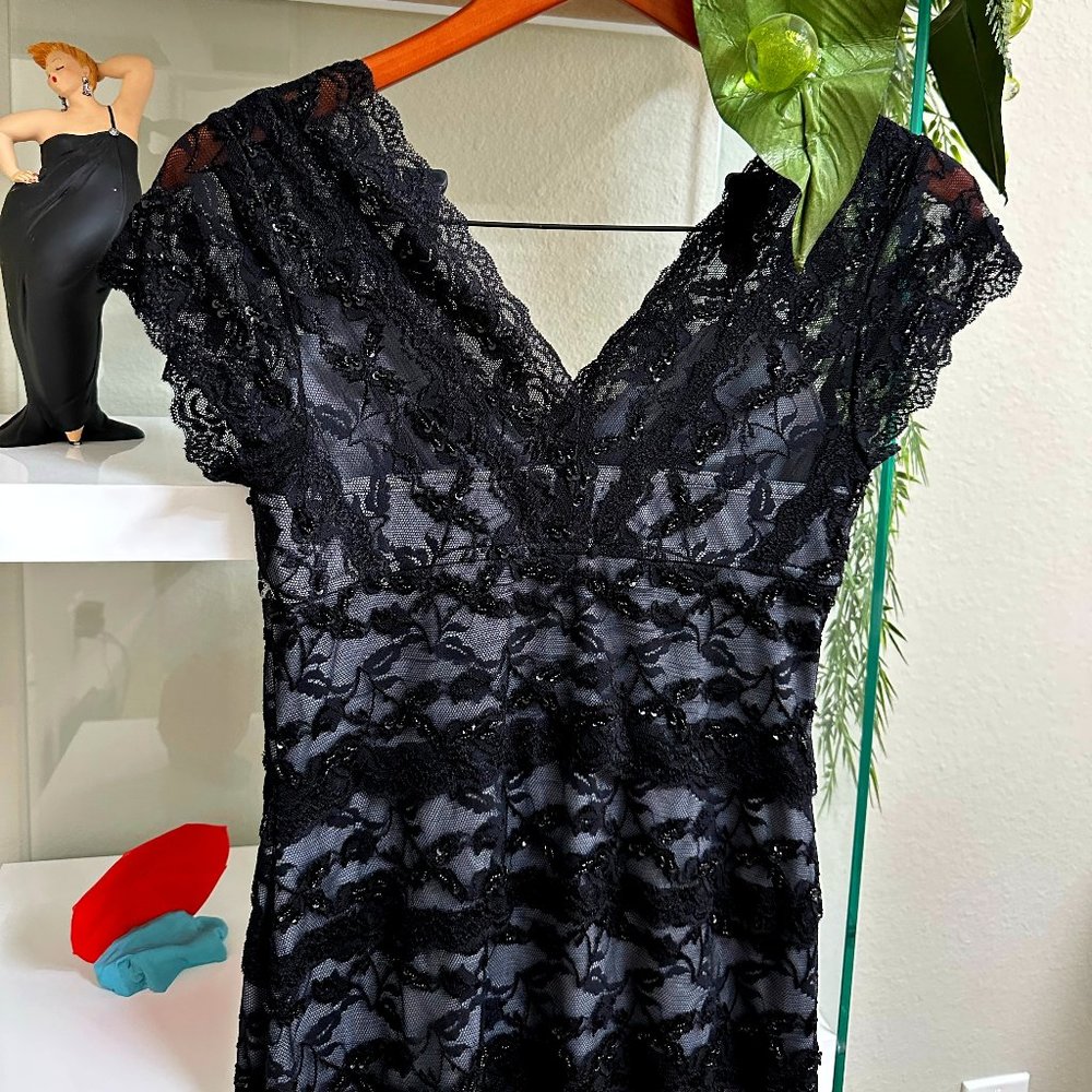 sold ~ Marina Black Lace Short Sleeve V-Neck Knee Length Dress